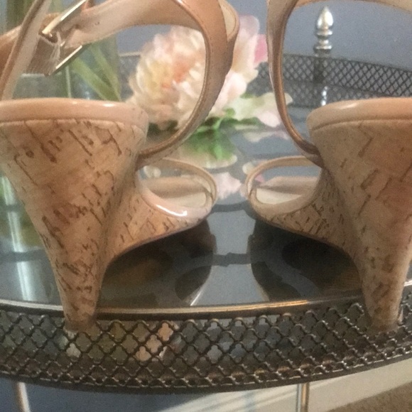 Shoes - Picture 2 of 3